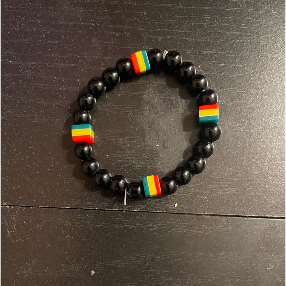 Caribbean style stretch bracelet